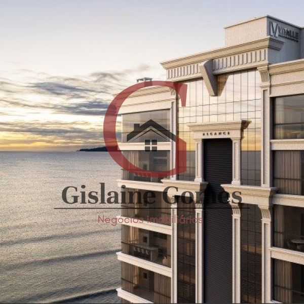 Apartamento em Meia Praia 