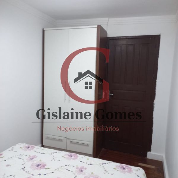 Casa com piscina em Zimbros