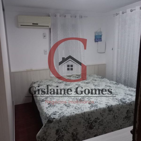 Casa com piscina em Zimbros