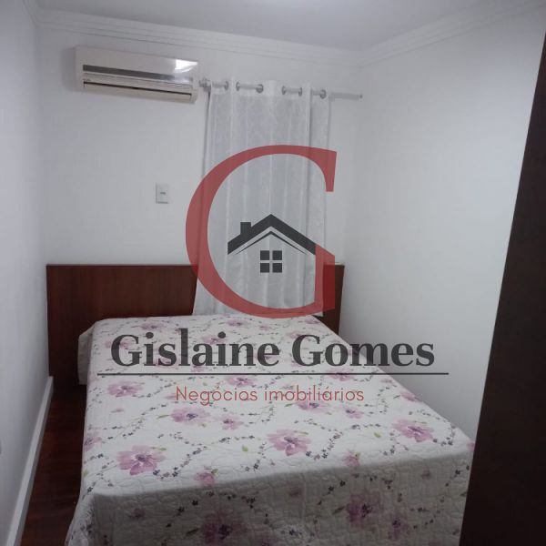 Casa com piscina em Zimbros