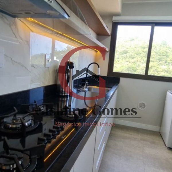 EXCELENTE IMOVEL COM VISTA MAR 