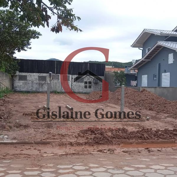 TERRENO PRAIA DE ZIMBROS