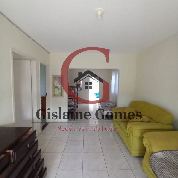 CASA 100 METROS PRAIA ZIMBROS