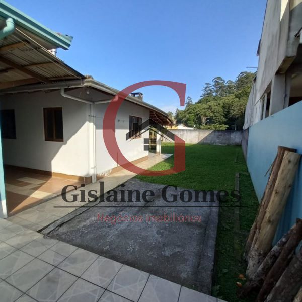 CASA 100 METROS PRAIA ZIMBROS