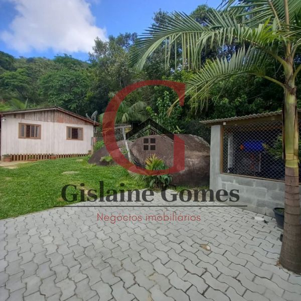 CASA CHACAR BOMBINHAS