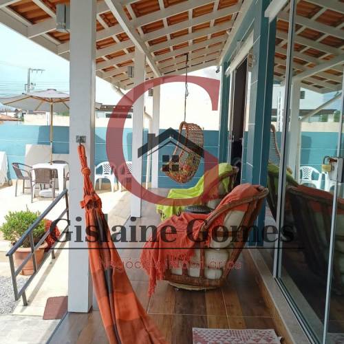 CASA COM PISCINA PRAIA DE ZIMBROS