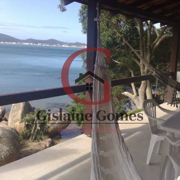 Casa beira mar na Praia da Tainha